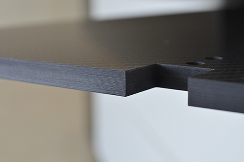 碳纖維板是合成出來的嗎？