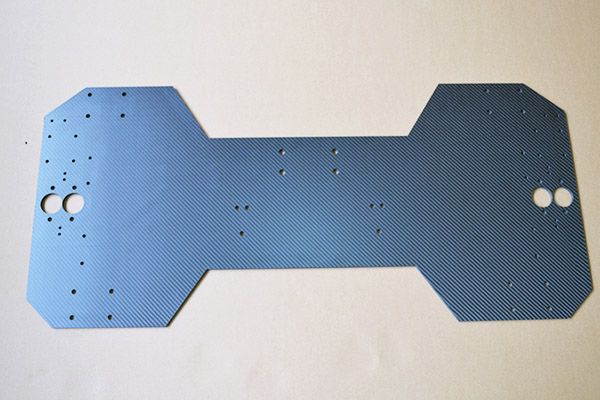 用什么切割碳纖維板？碳纖維機(jī)加工方式