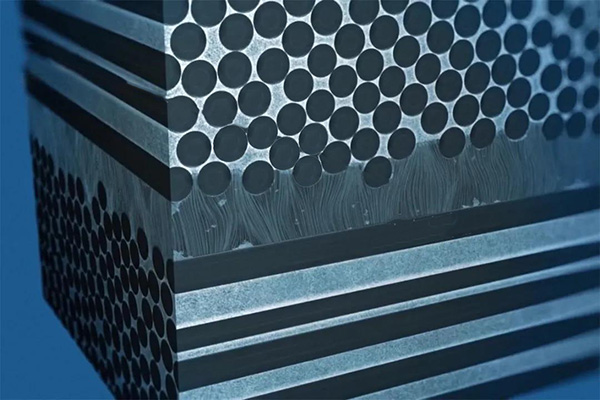 制備熱塑性碳纖維時，如何提高熱塑性樹脂浸潤效果？