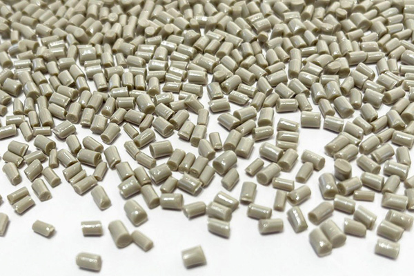 連續(xù)碳纖維賦能PEEK：重塑材料性能邊界