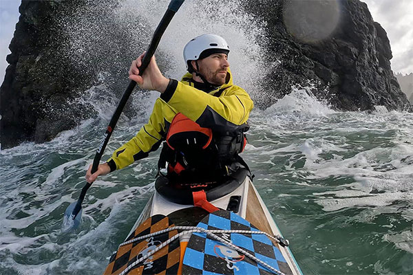 瑞典梅爾克 (Melker) 打造出采用 100% 可持續(xù)復合材料結(jié)構(gòu)的海上皮劃艇