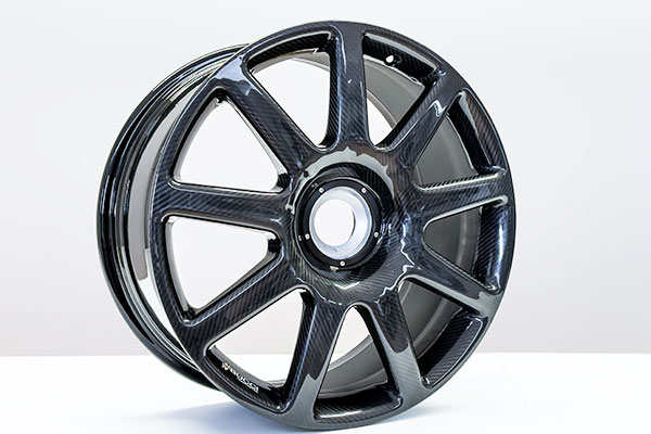 Bucci發(fā)售20英寸中心鎖版碳纖維輪轂