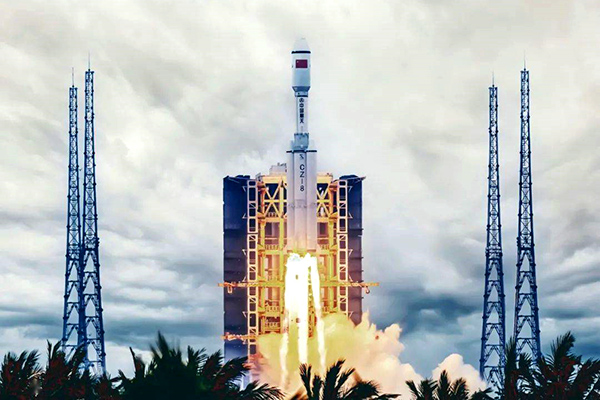 航天火箭上，不銹鋼和碳纖維復(fù)合材料的優(yōu)缺點(diǎn)對(duì)比