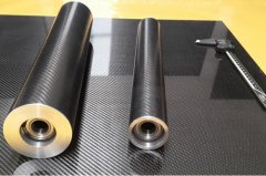 無紡布梳理機(jī)能使用碳纖維輥替代鋼輥嗎？